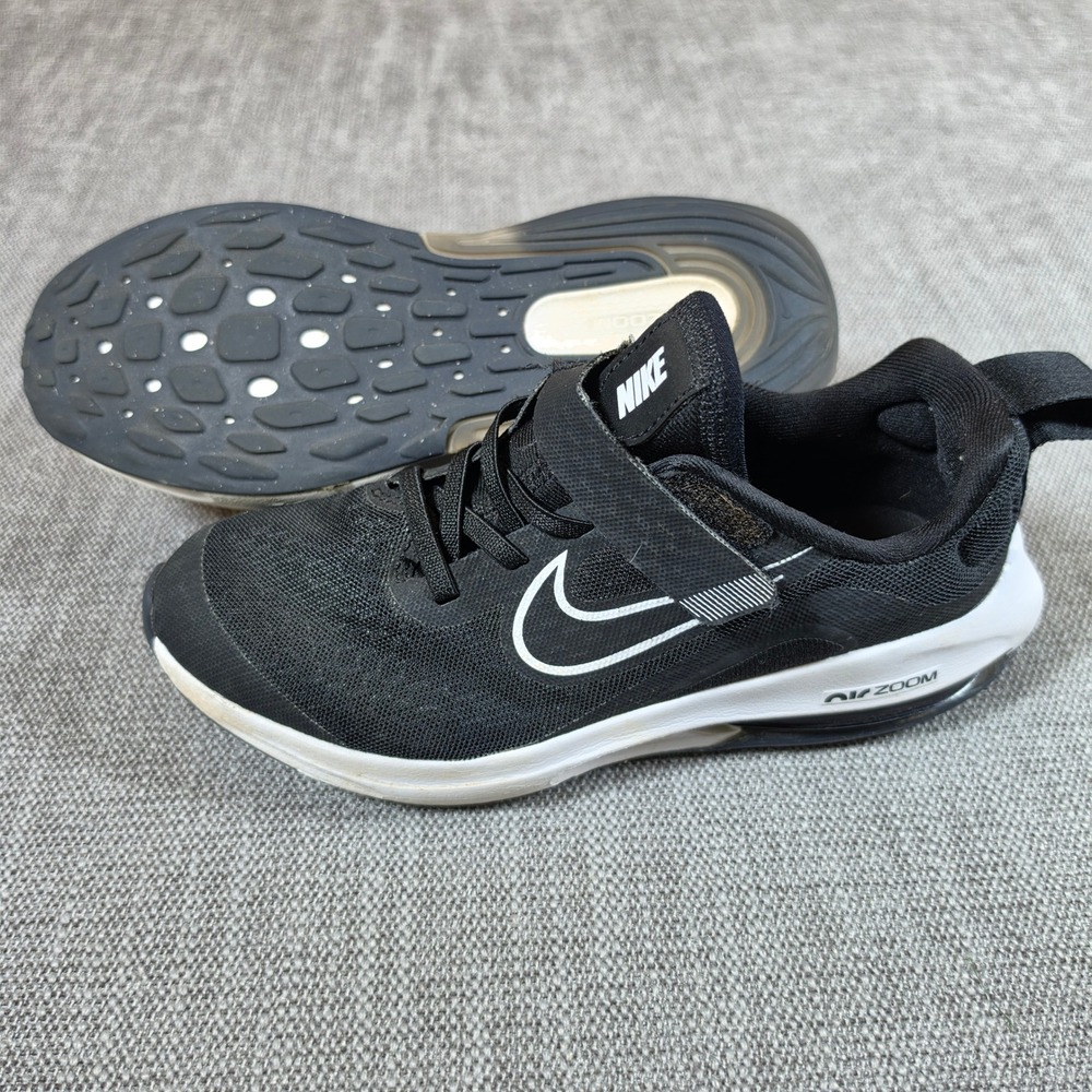 Nike Air Zoom Arcadia 2 Kids Size 2Y Black White Running Shoes DM8492-002